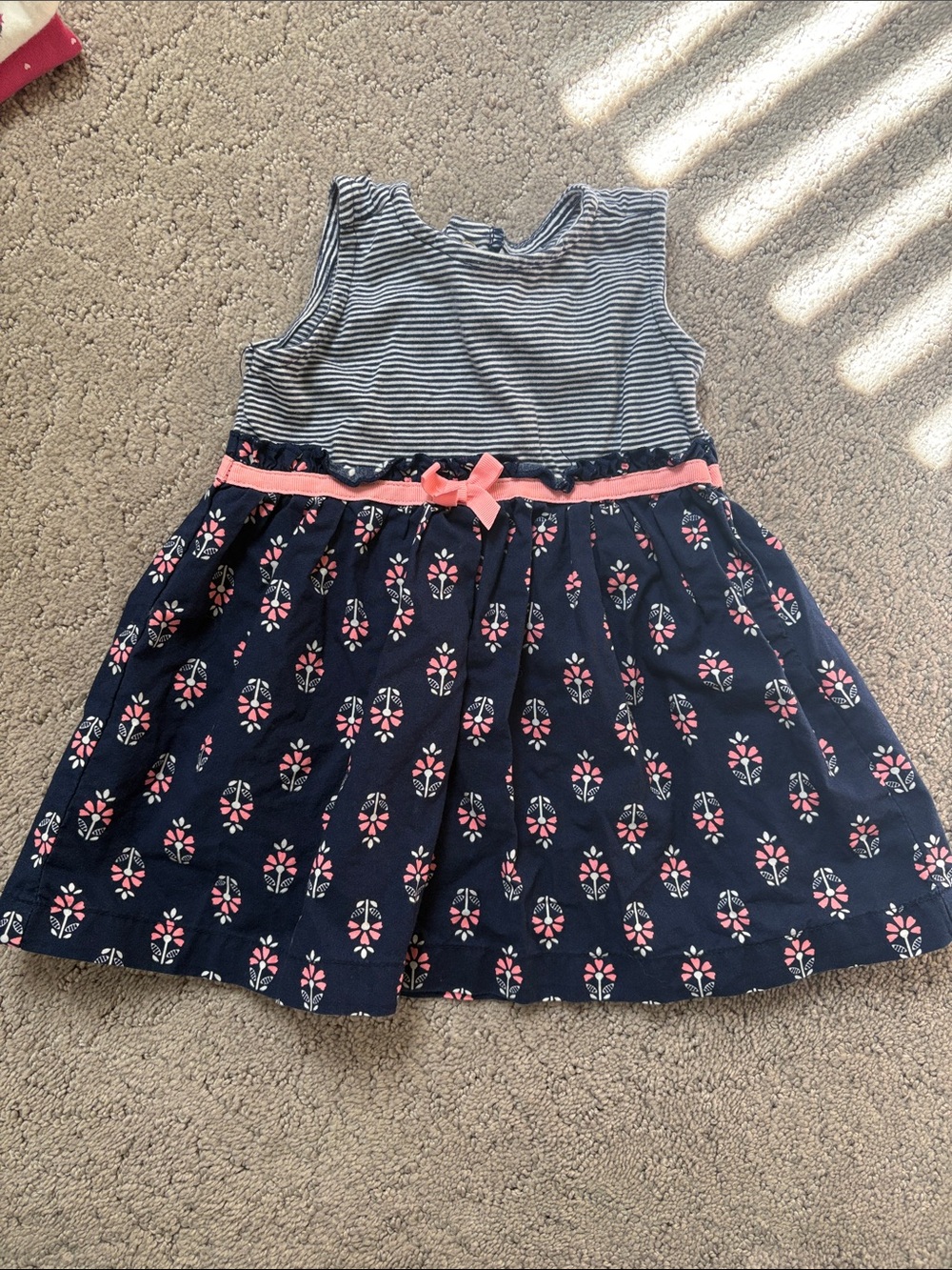 Carter's size 6 month bundle - Picture 3 of 8